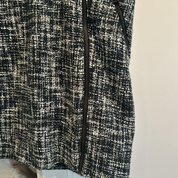 Tweed mini skirt - Picture 3 of 5